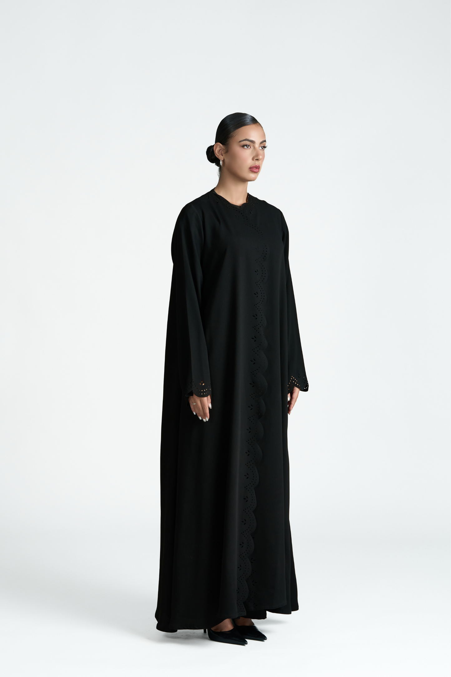 PERFORATED ABAYA