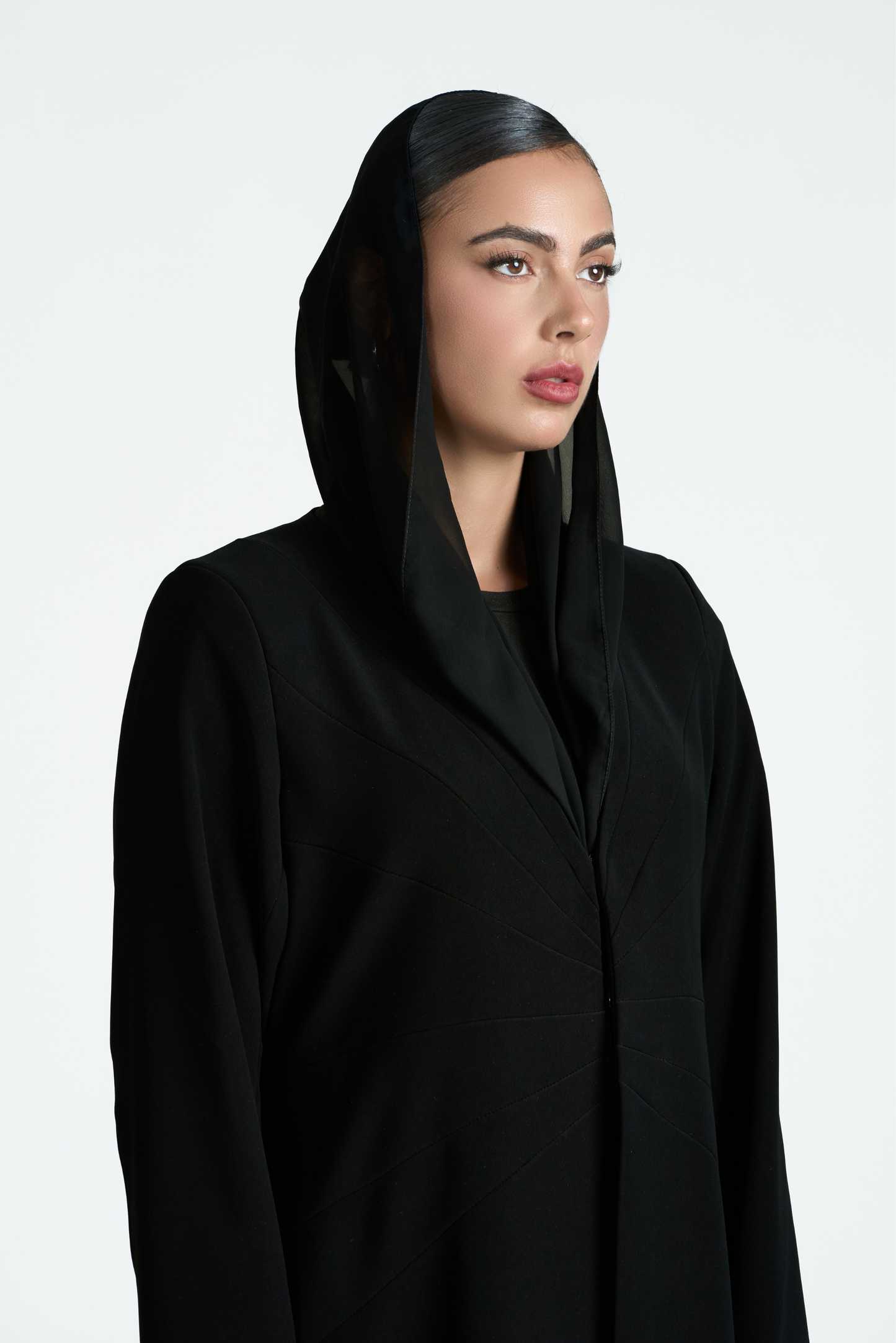 ESSENTIAL ABAYA